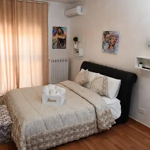 Casa Donna Di Cuori Habitación en casa particular Fiumicino